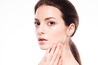 Restoration and rejuvenation of the facial skin surface turgor